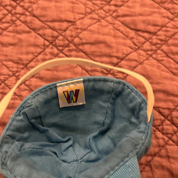 Webkinz Golden Retriever with removable Blue Webkinz Hat - Picture 9 of 9